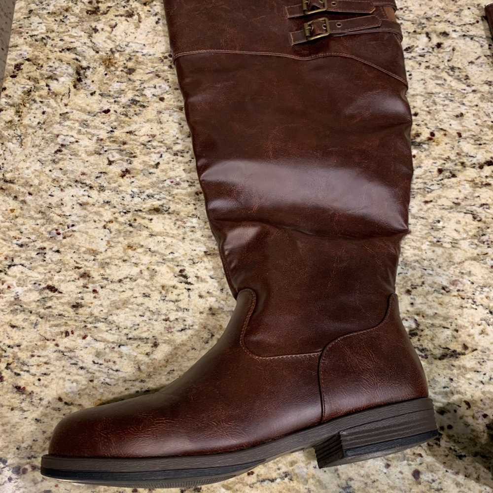 Women’s Tori Knee-High Boots - Picture 11 of 15